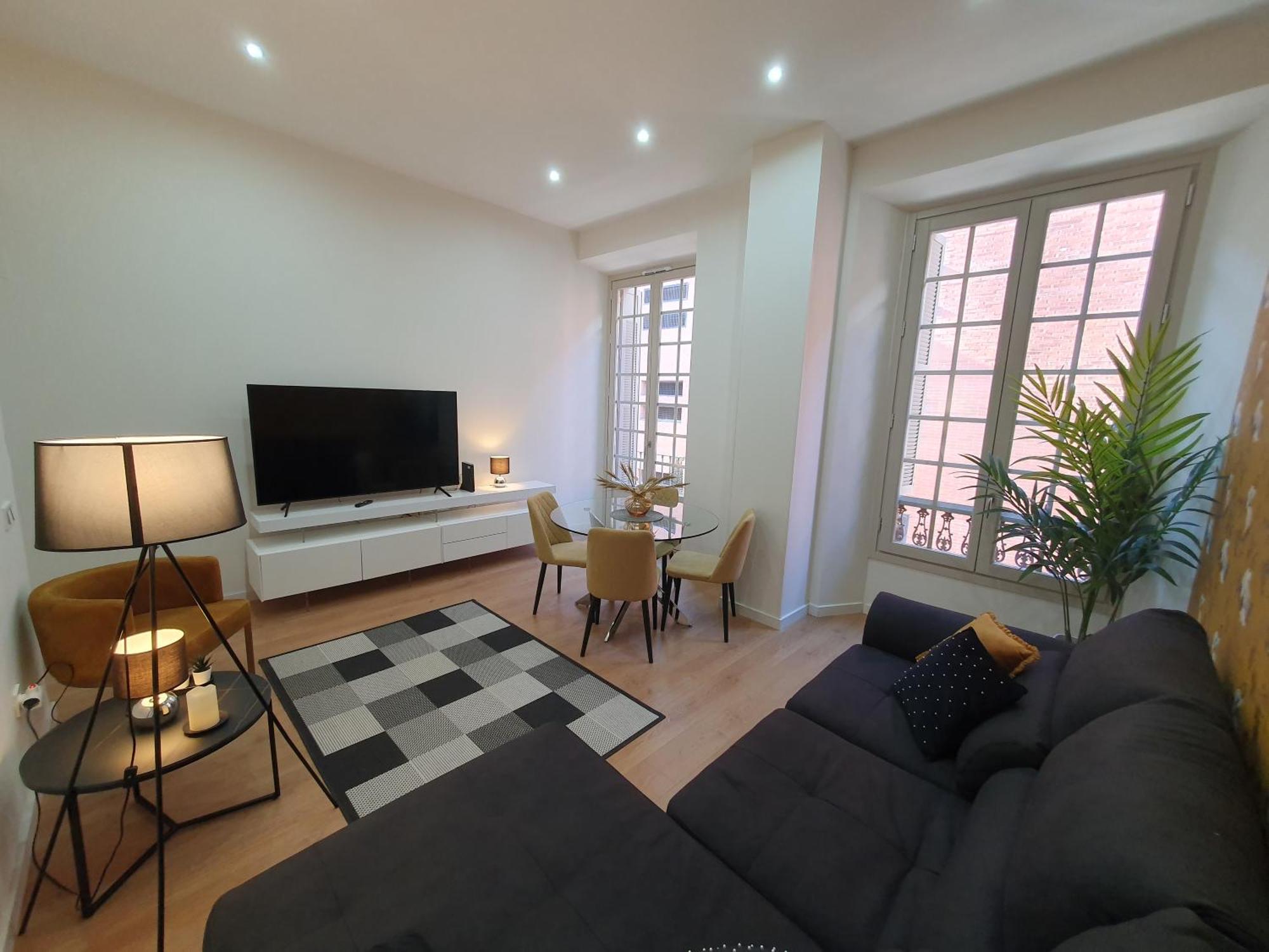 Beautiful Historic Center Apt! Malaga Exterior photo